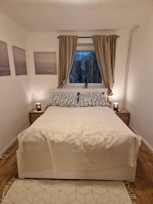 Haus Mit Garten, U Bahn Naehe, Gratis Parkplaetze Wien Exterior foto